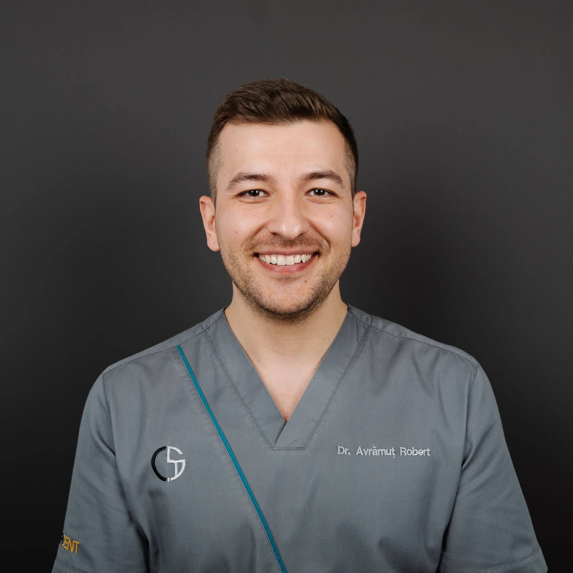 Dr. Avrămuț Robert